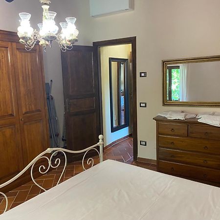 Apartmán Rosa Di Maggio Pari Exteriér fotografie